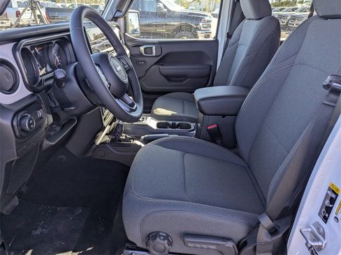 New 2026 Jeep Gladiator Sport image 12