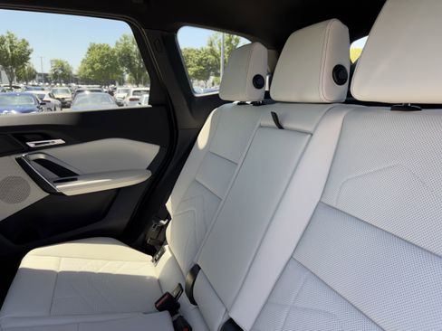 Used 2026 BMW X1 xDrive28i w/ Convenience Package AWD/4WD image 33