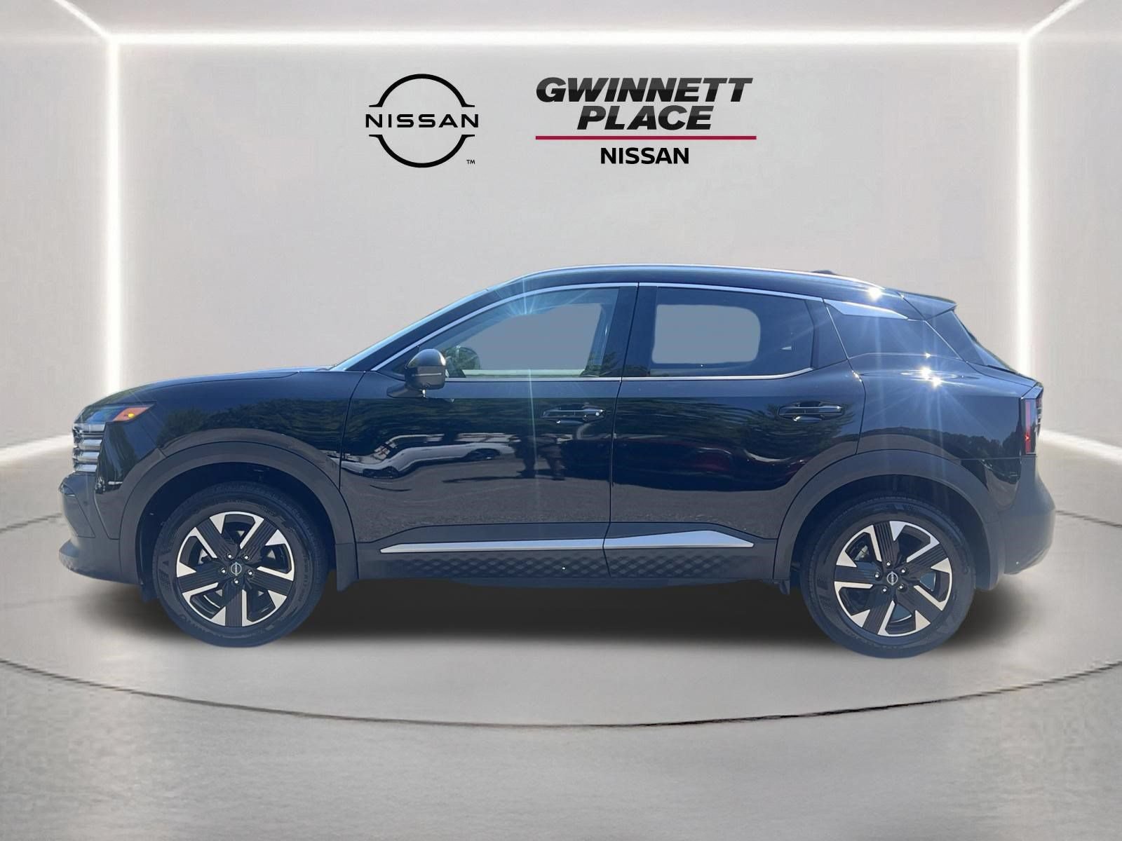 Used 2026 Nissan Kicks SR AWD/4WD image 20