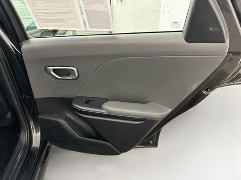 Used 2025 Kia K4 FWD image 31