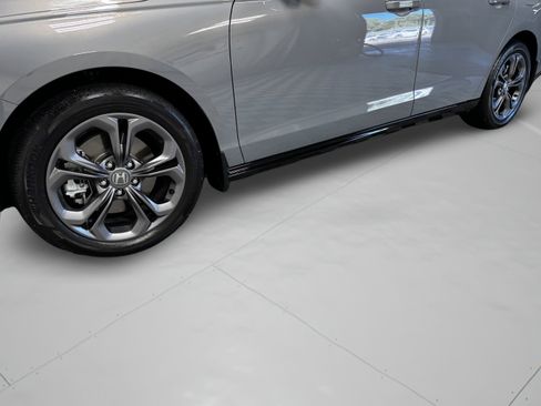 Used 2025 Honda Accord EX-L image 42
