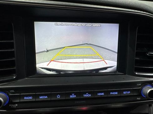 Used 2019 Hyundai Elantra SEL w/ Cargo Package FWD image 2