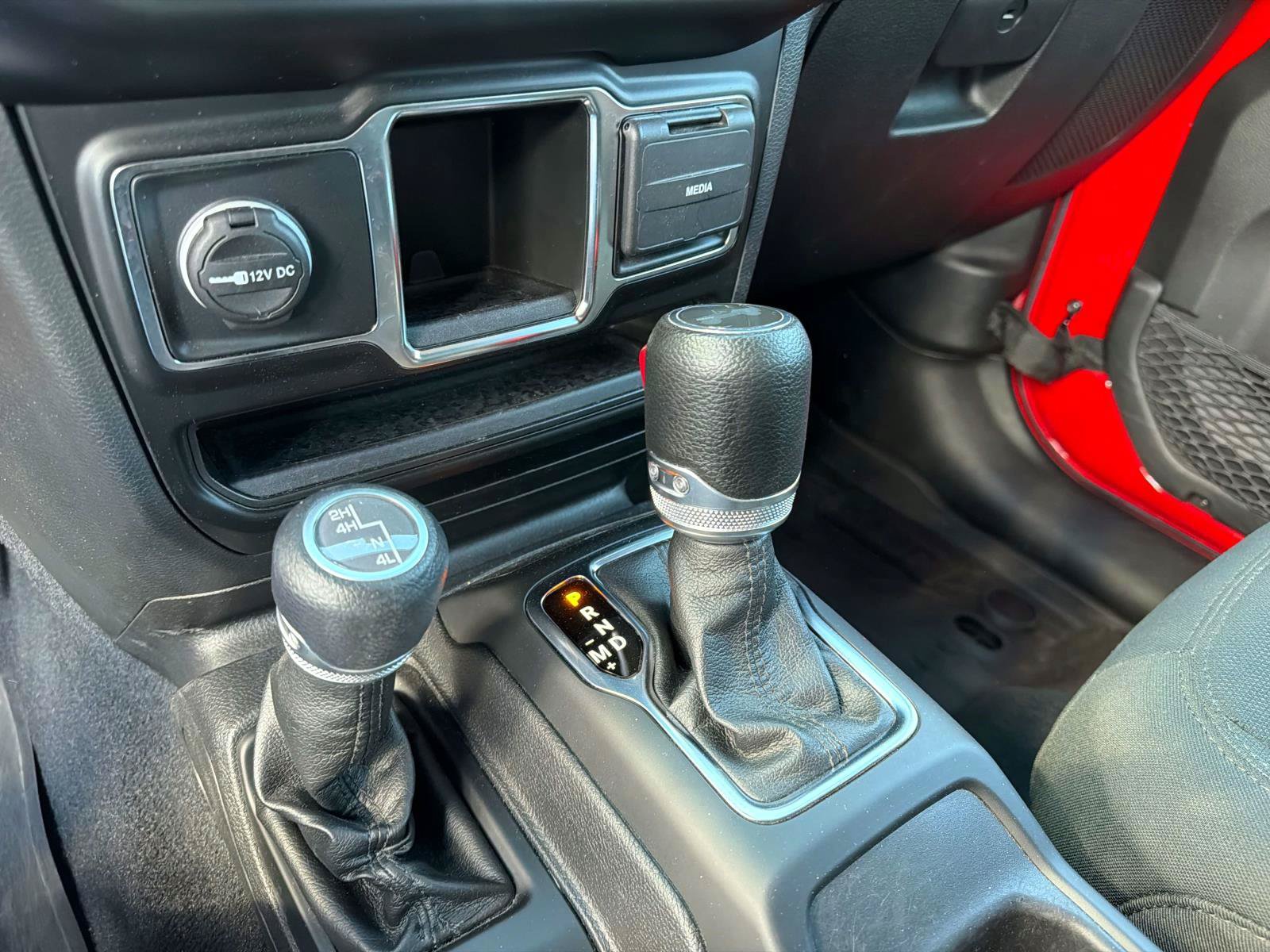Used 2022 Jeep Wrangler Unlimited Sport AWD/4WD image 14
