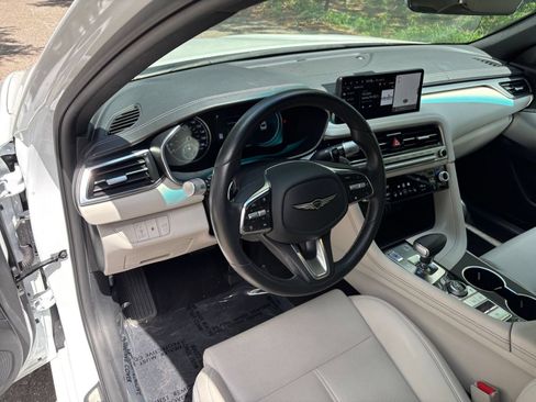 Used 2025 Genesis G70 2.5T AWD/4WD image 33