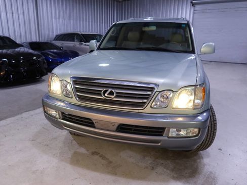 Used 2005 Lexus LX 470 4WD image 41