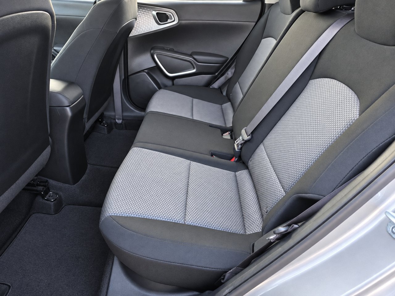 Used 2023 Kia Soul LX w/ LX Technology Package FWD image 24