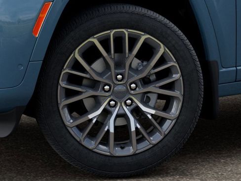 New 2026 Jeep Grand Cherokee L Summit AWD/4WD image 13