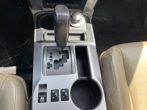 Used 2013 Toyota 4Runner SR5 image 21