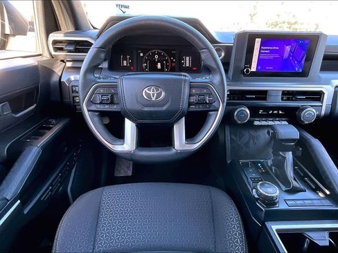 Used 2025 Toyota 4Runner SR5 image 5