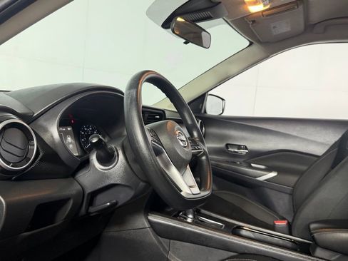 Used 2024 Nissan Kicks SV FWD image 20