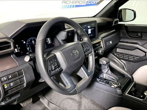 Used 2024 Toyota Tacoma SR5 image 10