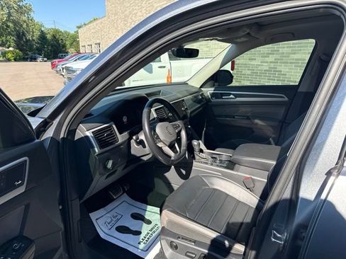 Used 2021 Volkswagen Atlas SEL Premium AWD/4WD image 15