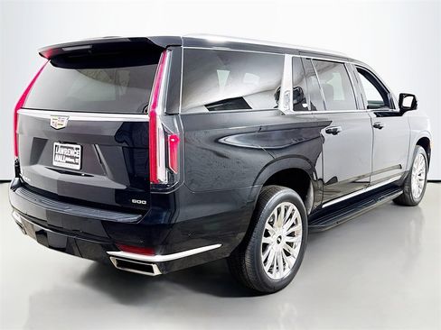 Used 2021 Cadillac Escalade ESV Premium Luxury image 4