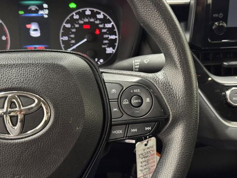 Used 2023 Toyota Corolla LE image 20