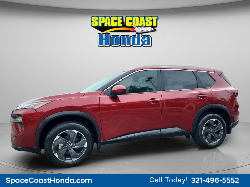 Used 2025 Nissan Rogue SV w/ SV Premium Package FWD image 9