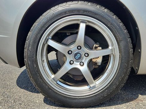 Used 2008 Saturn Sky w/ Premium Trim Package RWD image 11