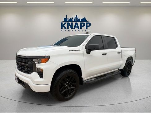 Used 2024 Chevrolet Silverado 1500 Custom w/ Turbomax Blackout Package image 1