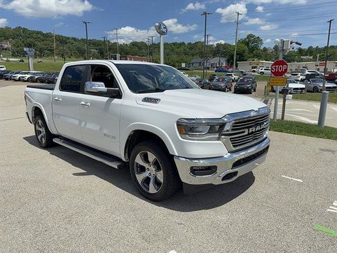 Used 2021 RAM 1500 Laramie AWD/4WD image 4