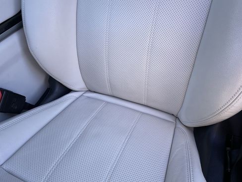 Used 2023 Land Rover Range Rover Velar S image 20