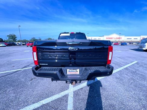 Used 2022 Ford F350 Lariat w/ Black Appearance Package AWD/4WD image 7