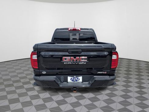 Used 2023 GMC Canyon AT4 AWD/4WD image 9