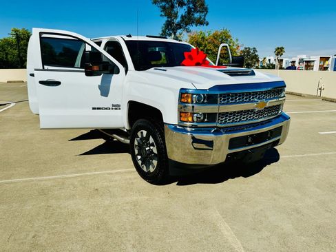 Used 2019 Chevrolet Silverado 2500 W/T w/ Snow Plow Prep Package image 39
