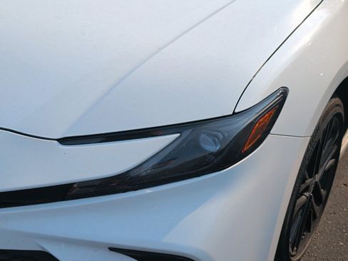 Used 2025 Toyota Camry SE FWD image 6