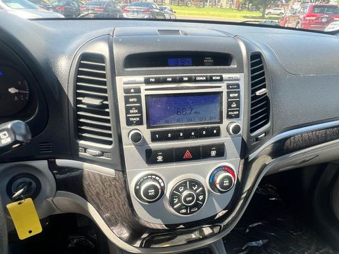Used 2009 Hyundai Santa Fe GLS FWD image 21