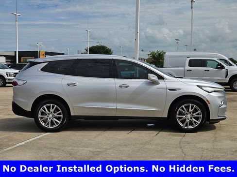 Used 2022 Buick Enclave Premium w/ Experience Buick Package FWD image 2