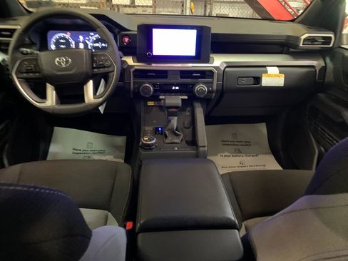New 2026 Toyota 4Runner TRD Off-Road AWD/4WD image 15