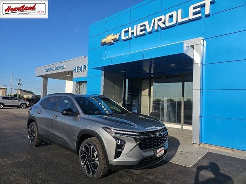 New 2026 Chevrolet Trax RS w/ Driver Confidence Package FWD image 1