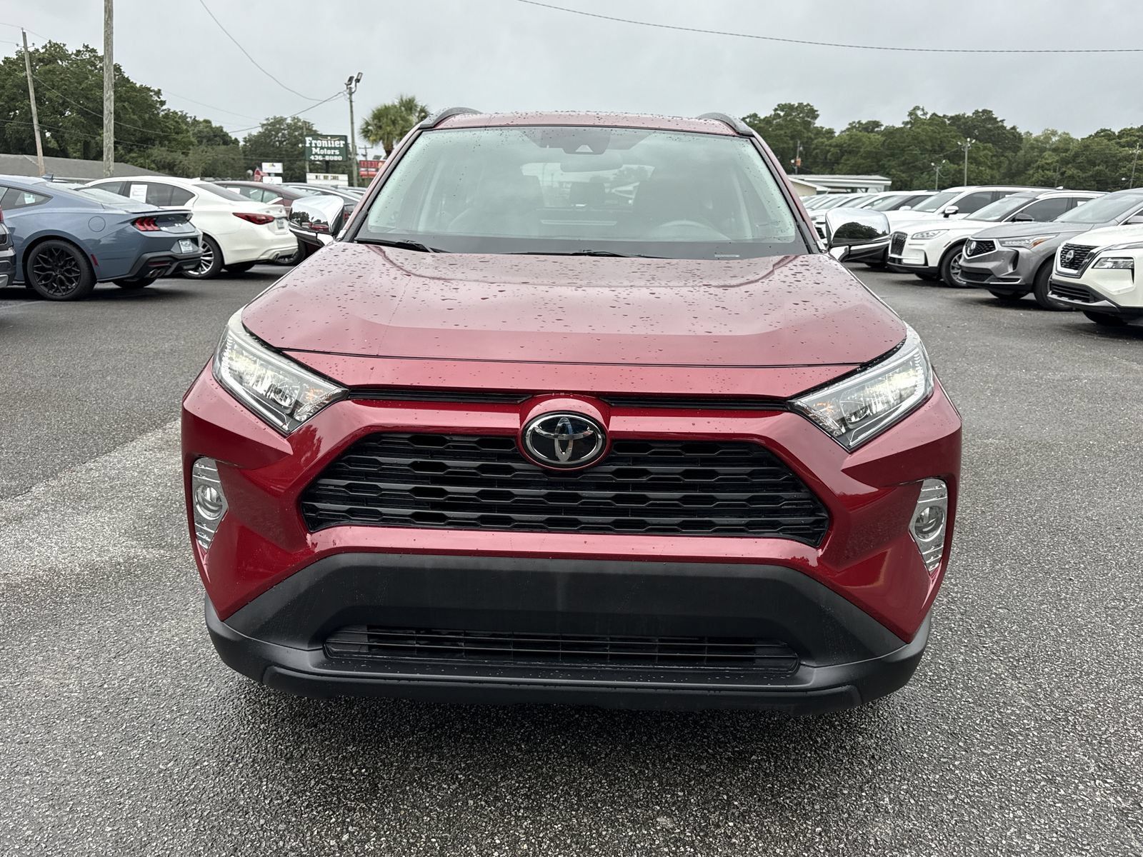 Used 2021 Toyota RAV4 XLE Premium FWD image 8