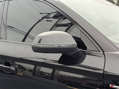 Used 2024 Audi Q5 2.0T Premium Plus image 12