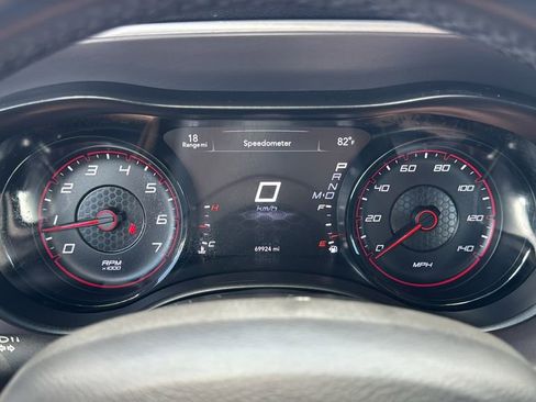 Used 2022 Dodge Charger SXT w/ Blacktop Package image 27