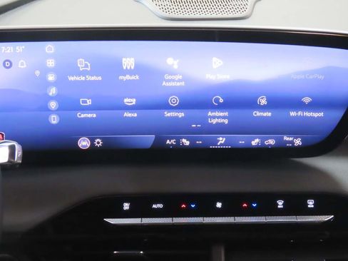 Used 2025 Buick Enclave Sport Touring image 12