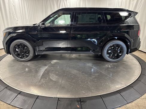 New 2026 Kia EV9 Land image 10