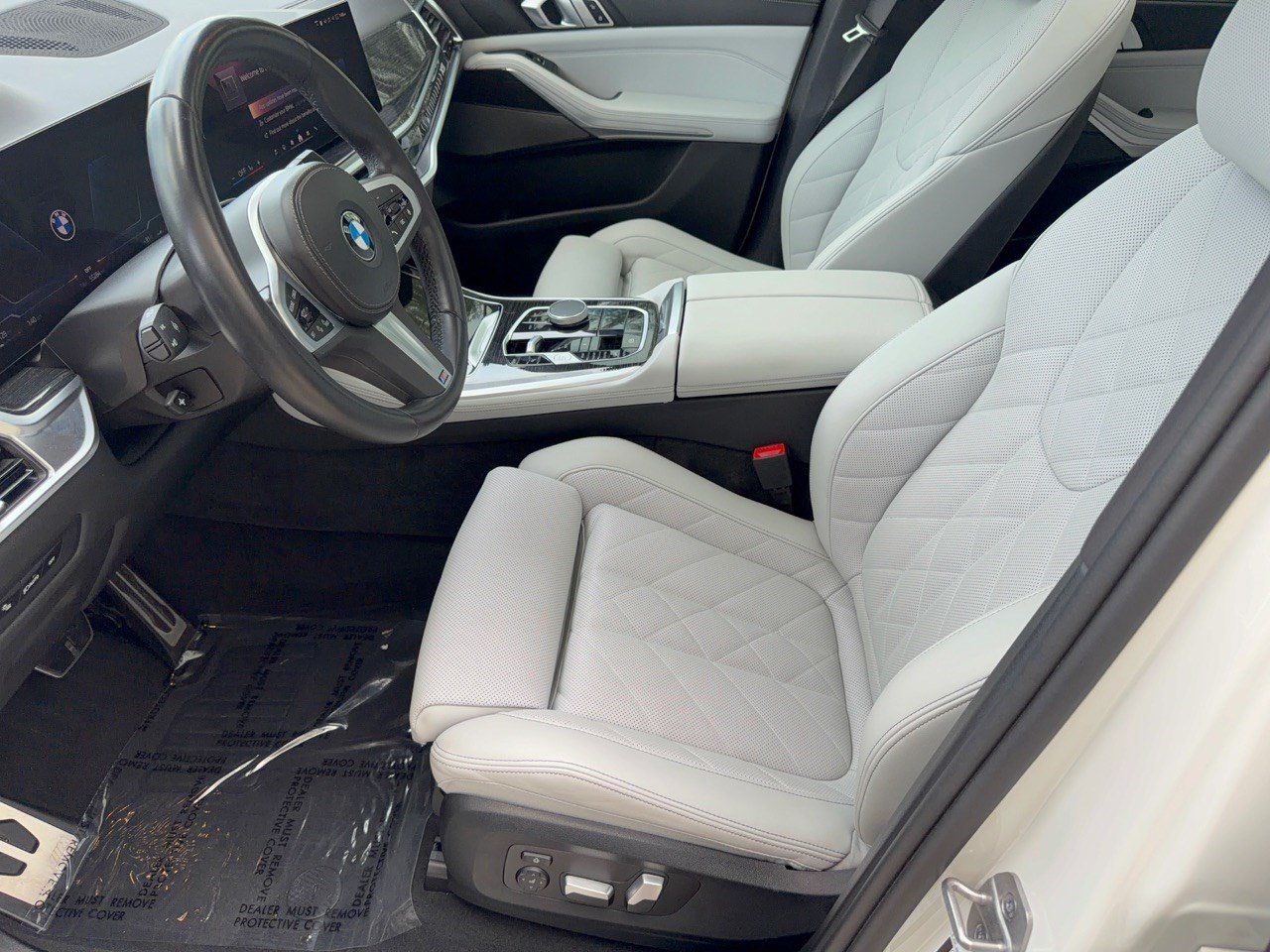 Used 2024 BMW X5 xDrive40i w/ M Sport Package AWD/4WD image 5