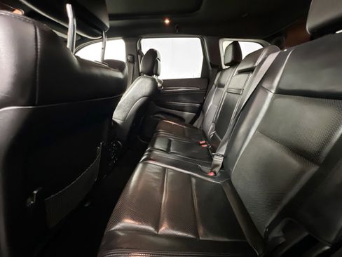 Used 2021 Jeep Grand Cherokee Limited w/ Luxury Group II image 29