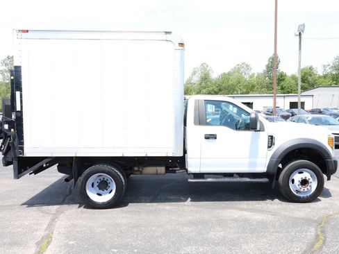 Used 2017 Ford F450 XL RWD image 2
