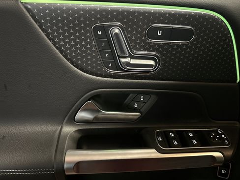 New 2026 Mercedes-Benz GLB 35 AMG 4MATIC image 10