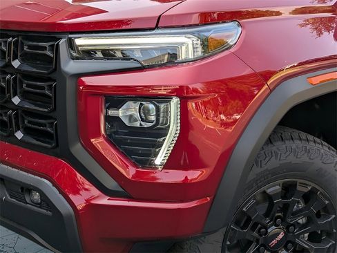 New 2026 GMC Canyon Elevation w/ Convenience Package image 3