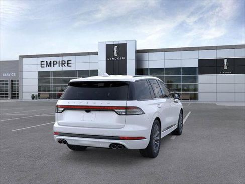 New 2026 Lincoln Aviator AWD w/ Jet Appearance Package image 8