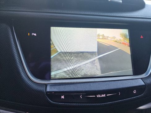 Used 2018 Cadillac XT5 Luxury w/ Driver Awareness Package FWD image 22
