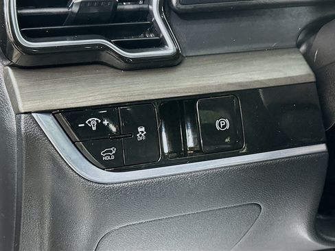 Certified 2024 Kia Sportage X-Line w/ X-Line Premium Package AWD/4WD image 10