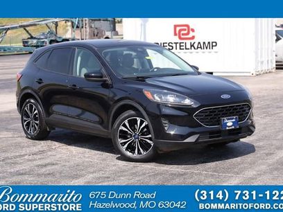 Used 2022 Ford Escape SE w/ SE Sport Appearance Package