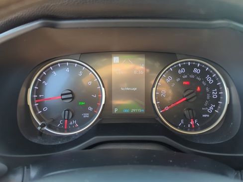 Used 2022 Toyota RAV4 XLE w/ Convenience Package image 14