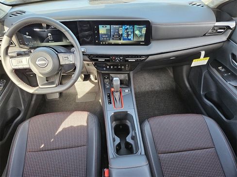 New 2026 Nissan Kicks SR image 6