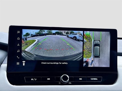 New 2025 Mitsubishi Outlander SE image 14