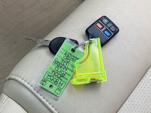 Used 2006 Ford Mustang GT Premium image 29