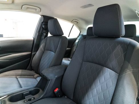 Used 2024 Toyota Corolla LE FWD image 6
